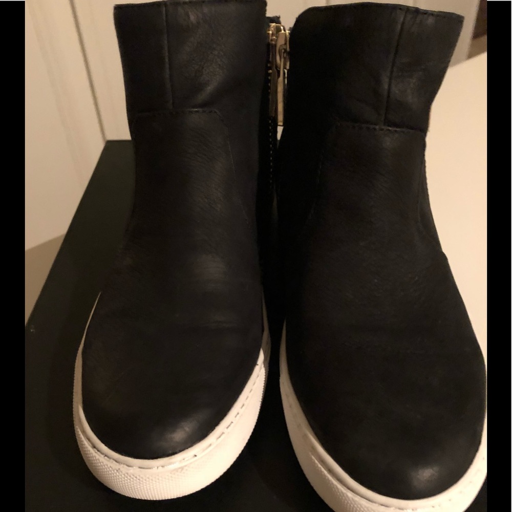 Kenneth Cole “Kiera” Booties